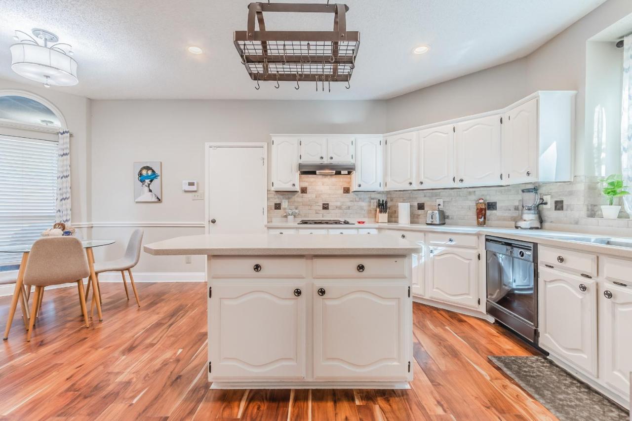 * *Astounding House **Perfect For Family And Friends , Pool , Hot Tub, & Game Room Allen Eksteriør billede